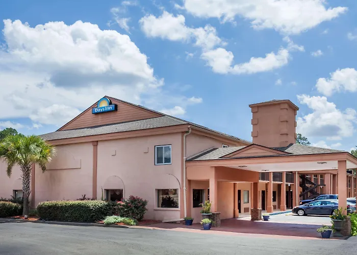 Days Inn By Wyndham Columbia